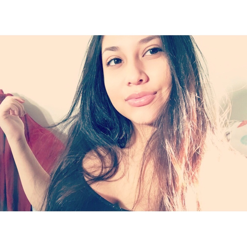 Meet your Posher, Keila